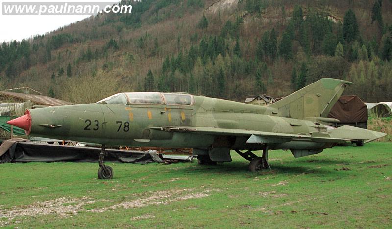 www. Military Aviation Photo Gallery - Make: Mikoyan-Guryevich:  MiG-21: w1790